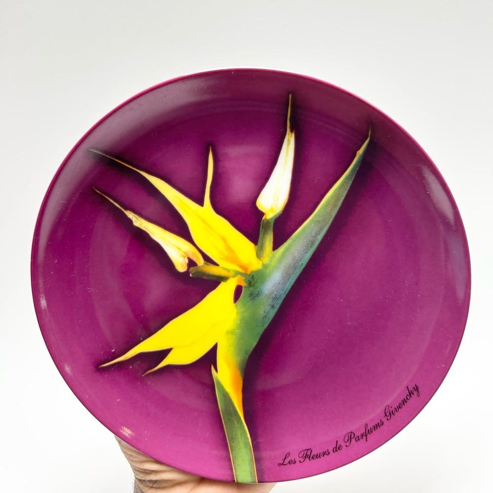 GIVENCHY - (2003) Paris Porcelain Vibrant Dessert Plate.